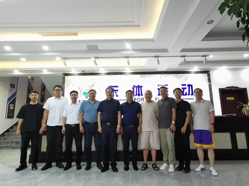 行業(yè)標(biāo)桿，東體承辦，《體育館用木質(zhì)施工技術(shù)規(guī)程》、《體育館用木質(zhì)地板維修及保養(yǎng)技術(shù)規(guī)范》等標(biāo)準(zhǔn)宣貫會(huì)在撫順成功召開！