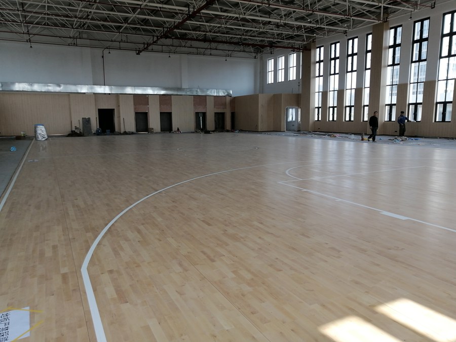 中國(guó)運(yùn)動(dòng)木地板十大名牌，遼寧東體體育實(shí)業(yè)脫穎而出