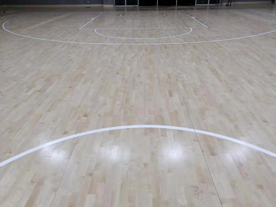 適合地暖的木地板怎么選？這幾個(gè)牌子值得關(guān)注